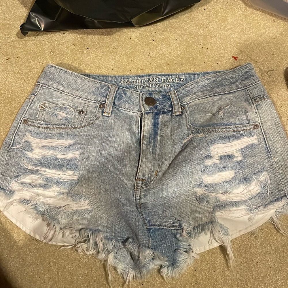 Size 6 gently worn AE jeans